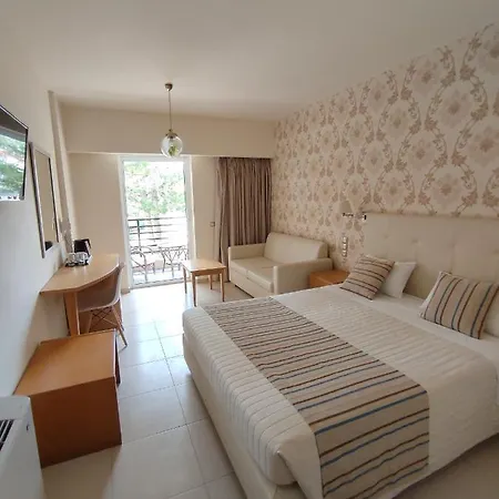 Themis 4* Kokkini Hani