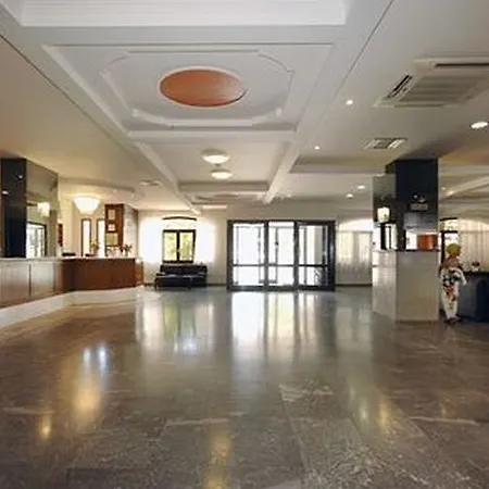 Hotel Themis