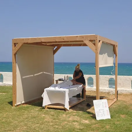 Hotel Themis