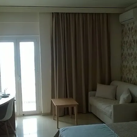 Themis Hotel
